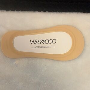NWOT Wisvooo No-Show Socks
